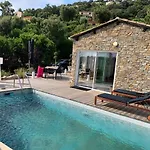 Perla Saint-tropez Sur Mer, 3-5 Chambres, Vue Mer, Piscine Chauffee Avril A Octobre فيلة