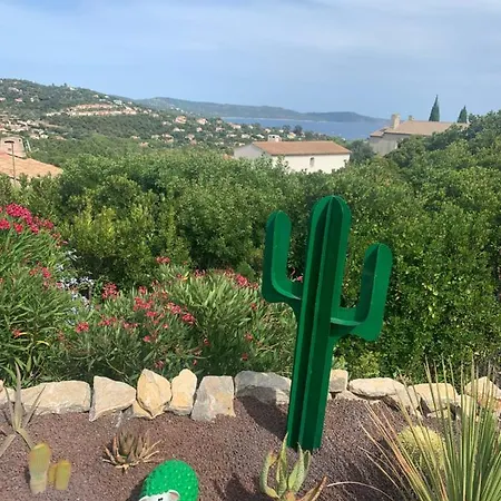 Perla Saint-tropez Sur Mer, 3-5 Chambres, Vue Mer, Piscine Chauffee Avril A Octobre *