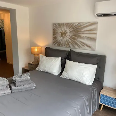 Perla Saint-tropez Sur Mer, 3-5 Chambres, Vue Mer, Piscine Chauffee Avril A Octobre