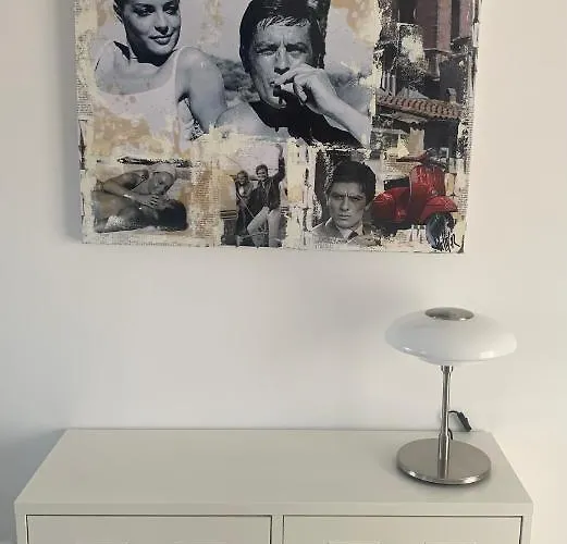 Villa Perla Saint-tropez Sur Mer, 3-5 Chambres, Vue Mer, Piscine Chauffee Avril A Octobre