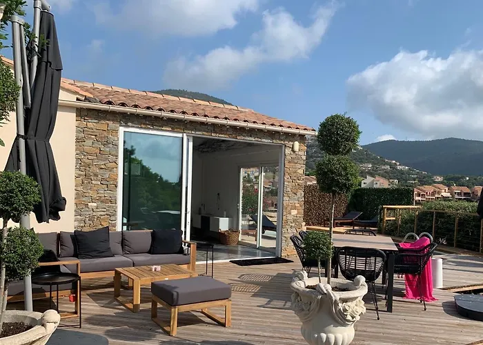 Perla Saint-tropez Sur Mer, 3-5 Chambres, Vue Mer, Piscine Chauffee Avril A Octobre * Cavalaire-sur-Mer