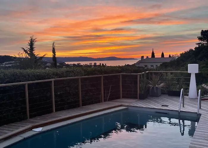 Villa Perla Saint-tropez Sur Mer, 3-5 Chambres, Vue Mer, Piscine Chauffee Avril A Octobre *