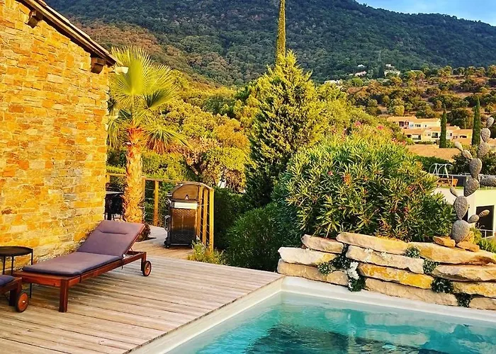 Villa Perla Saint-tropez Sur Mer, 3-5 Chambres, Vue Mer, Piscine Chauffee Avril A Octobre *