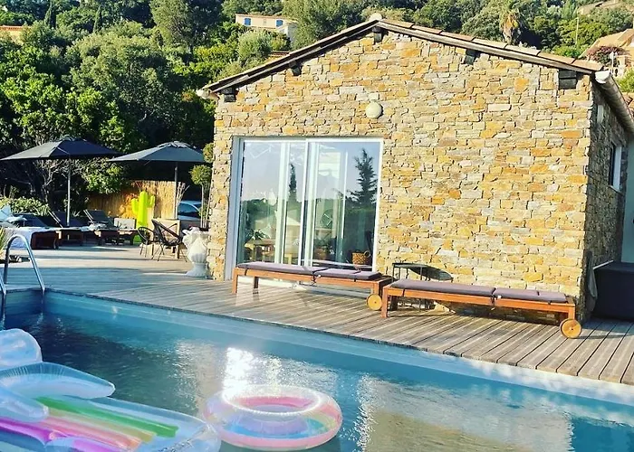 Villa Perla Saint-tropez Sur Mer, 3-5 Chambres, Vue Mer, Piscine Chauffee Avril A Octobre Cavalaire-sur-Mer