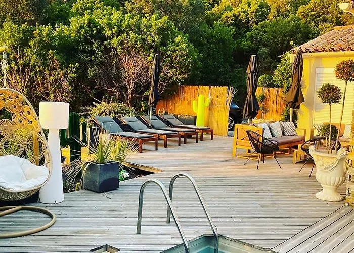 Perla Saint-tropez Sur Mer, 3-5 Chambres, Vue Mer, Piscine Chauffee Avril A Octobre *